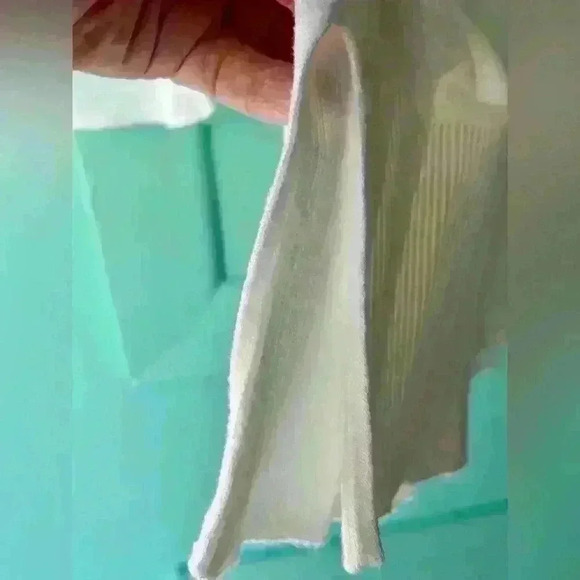 SURVIVAL - white oversized v-neck sweater, fitted elbow length sleeves. … - Picture 5 of 10